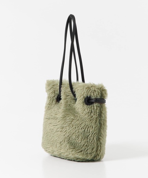 URBAN RESEARCH DOORS（アーバンリサーチドアーズ）の「2WAYボアミニバッグ（ハンドバッグ・レディース・グリーン系その他/ライトベージュ・ONE）」の7枚目の写真