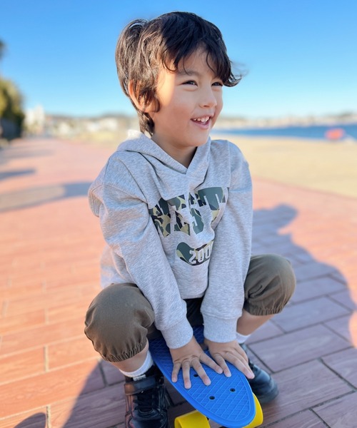 NESTA BRAND(ネスタブランド)の「NESTA KIDS(ネスタキッズ) / カモフラカレッジロゴパーカー(パーカー・キッズ・グレー/イエロー・150/130/140/120)」の5枚目の写真