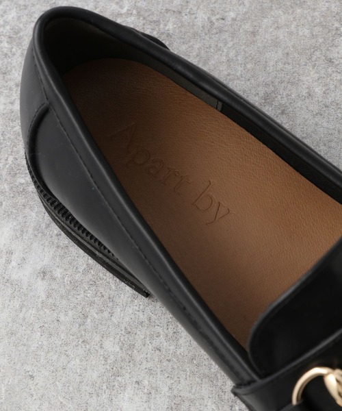 A part by（アパートバイ）の「ビットローファー 265109（ローファー・レディース・ブラック/ダークブラウン/オフホワイト/キャメル・MEDIUM/LARGE）」の10枚目の写真