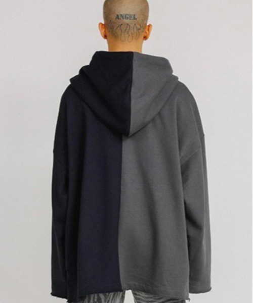 AJOBYAJO（アジョバイアジョ）の「【AJOBYAJO/アジョバイアジョ】Twofold Oversized Zip Up Hoodie/オーバーサイズ ビッグサイズ ジップアップフ-ディ ビッグシルエット パーカー（パーカー・メンズ・チャコールグレー/スカイブルー・ONE SIZE）」の5枚目の写真
