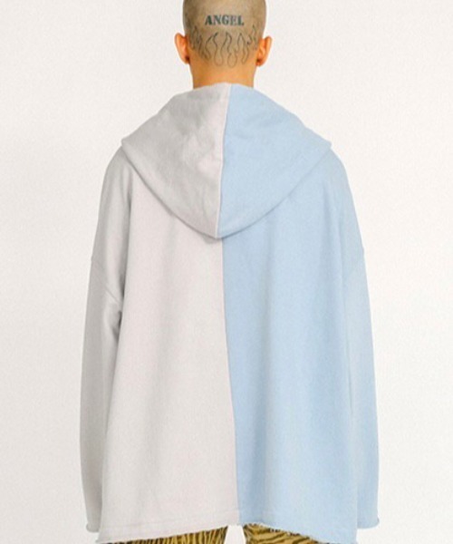 AJOBYAJO（アジョバイアジョ）の「【AJOBYAJO/アジョバイアジョ】Twofold Oversized Zip Up Hoodie/オーバーサイズ ビッグサイズ ジップアップフ-ディ ビッグシルエット パーカー（パーカー・メンズ・チャコールグレー/スカイブルー・ONE SIZE）」の18枚目の写真