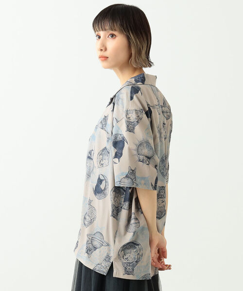 mmts（マミタス）の「365CAT.ART× mmts / 総柄 シャツ（シャツ/ブラウス・レディース・ベージュ/グリーン・SMALL/MEDIUM/LARGE）」の5枚目の写真