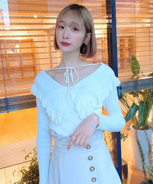 Voyage titty&Co.PETIT（ボヤージュティティアンドコープチ）の「【Voyage titty&Co. PETIT】フリルカラー2wayリブニット（ニット/セーター・レディース・ホワイト/ブラック/ブルー・FREE）」の8枚目の写真