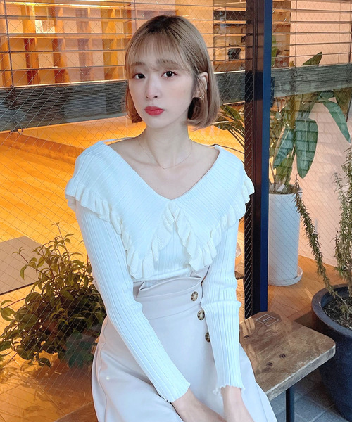 Voyage titty&Co.PETIT（ボヤージュティティアンドコープチ）の「【Voyage titty&Co. PETIT】フリルカラー2wayリブニット（ニット/セーター・レディース・ホワイト/ブラック/ブルー・FREE）」の12枚目の写真