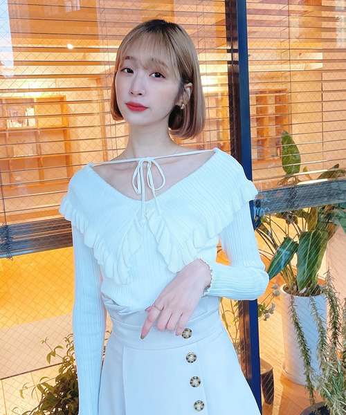 Voyage titty&Co.PETIT（ボヤージュティティアンドコープチ）の「【Voyage titty&Co. PETIT】フリルカラー2wayリブニット（ニット/セーター・レディース・ホワイト/ブラック/ブルー・FREE）」の16枚目の写真