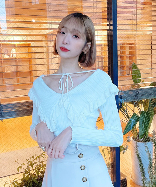 Voyage titty&Co.PETIT（ボヤージュティティアンドコープチ）の「【Voyage titty&Co. PETIT】フリルカラー2wayリブニット（ニット/セーター・レディース・ホワイト/ブラック/ブルー・FREE）」の20枚目の写真