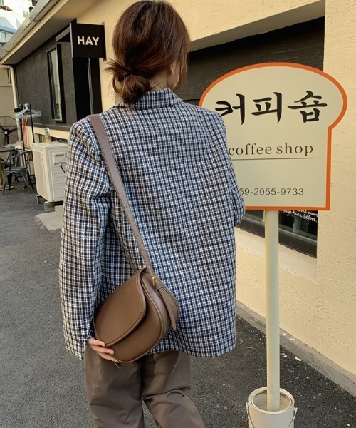 yuue' ( wear )（ユーイ）の「ショルダーバッグ（ショルダーバッグ・レディース・ブラック/ダークブラウン/ボルドー・FREE）」の17枚目の写真