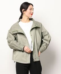 Q | ツイルリラックスブルゾン(マウンテンパーカー)