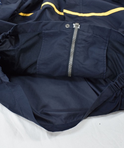 NAUTICA(ノーティカ)の「【ヴィンテージ古着】NAUTICA/ノーティカ フルジップナイロンジャケット(ナイロンジャケット・メンズ・ブラック・MEDIUM)」の7枚目の写真