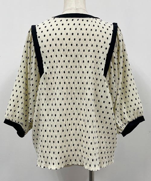 PICCIN（ピッチン）の「ドット楊柳プリントブラウス（シャツ/ブラウス・レディース・ブラック/オフホワイト・M/L）」の8枚目の写真