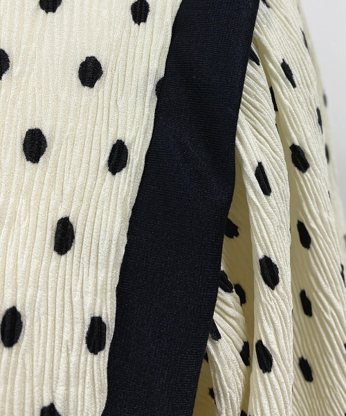 PICCIN（ピッチン）の「ドット楊柳プリントブラウス（シャツ/ブラウス・レディース・ブラック/オフホワイト・M/L）」の11枚目の写真