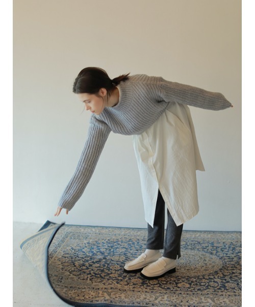 AMAIL(アマイル)の「Bulky sole loafer(ローファー・レディース・ブラック/イエロー/アイボリー・S/M/L)」の4枚目の写真