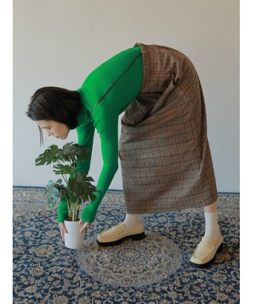 AMAIL(アマイル)の「Bulky sole loafer(ローファー・レディース・ブラック/イエロー/アイボリー・S/M/L)」の6枚目の写真