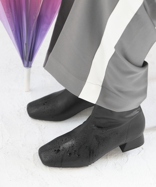 SOROTTO（ソロット）の「【晴雨兼用】レインブーツ 生活防水ソフトフェイクレザー（レインシューズ・レディース・ブラック/アイボリー/グレイッシュベージュ・LL/3L/S/M/L）」の2枚目の写真