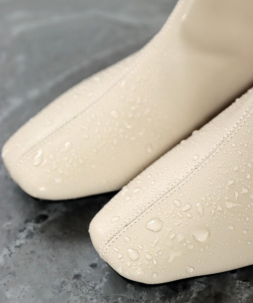 SOROTTO（ソロット）の「【晴雨兼用】レインブーツ 生活防水ソフトフェイクレザー（レインシューズ・レディース・ブラック/アイボリー/グレイッシュベージュ・LL/3L/S/M/L）」の17枚目の写真