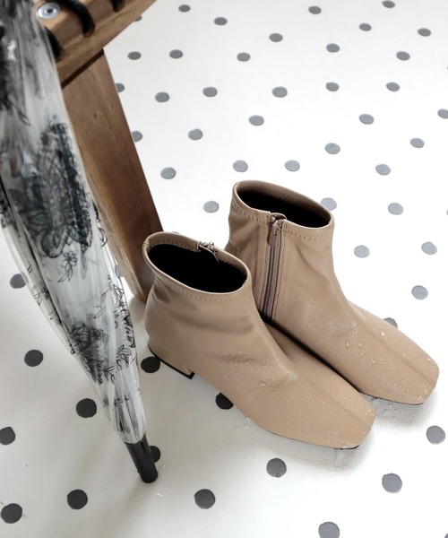 SOROTTO（ソロット）の「【晴雨兼用】レインブーツ 生活防水ソフトフェイクレザー（レインシューズ・レディース・ブラック/アイボリー/グレイッシュベージュ・LL/3L/S/M/L）」の18枚目の写真