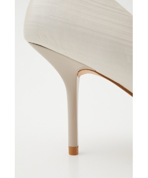 rienda（リエンダ）の「スクエアヒールポインテッドパンプス（パンプス・レディース・アイボリー/オレンジ/ブラック・SMALL/MEDIUM/LARGE）」の16枚目の写真