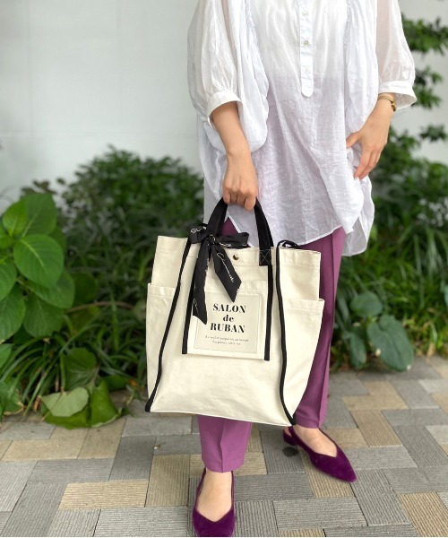SALON de RUBAN（サロンドルヴァン）の「【SALON de RUBAN / サロン ド ルヴァン】 web限定 2way キャンバストートバッグ（トートバッグ・レディース・ホワイト/ブラック/ホワイト×ブラック・FREE）」の18枚目の写真