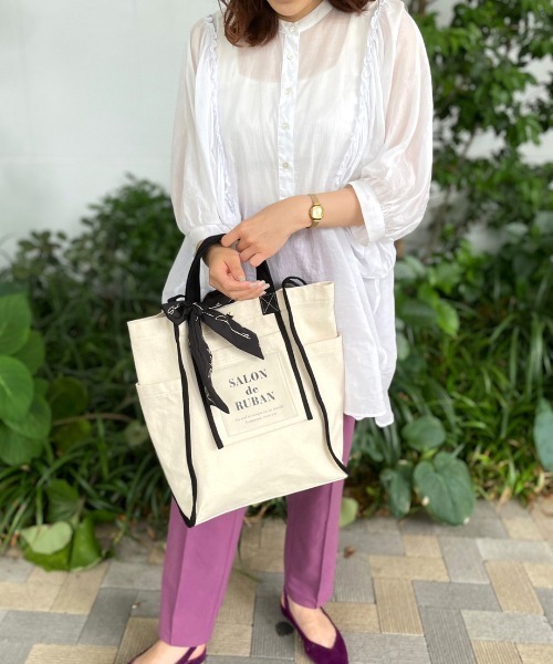 SALON de RUBAN（サロンドルヴァン）の「【SALON de RUBAN / サロン ド ルヴァン】 web限定 2way キャンバストートバッグ（トートバッグ・レディース・ホワイト/ブラック/ホワイト×ブラック・FREE）」の13枚目の写真
