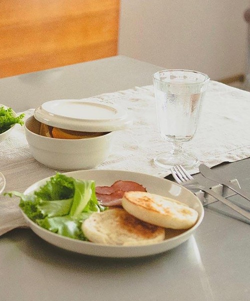 SALON adam et rope'(サロン アダム エ ロペ)の「【TRIP WARE / トリップウェア】別注プレート210(食器・レディース・ベージュ系その他2/グレー・FREE)」の2枚目の写真