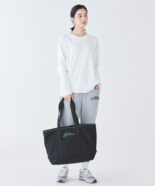 L.L.Bean(エルエルビーン)の「エル・エル・ビーン・ティ、長袖 クルーネック 米国フィット・レギュラー(Tシャツ/カットソー・レディース・ホワイト/ブラック/タン/グリーン/レッド/ブルー/ピンク/ネイビー・SMALL/MEDIUM/LARGE/X-SMALL)」の13枚目の写真