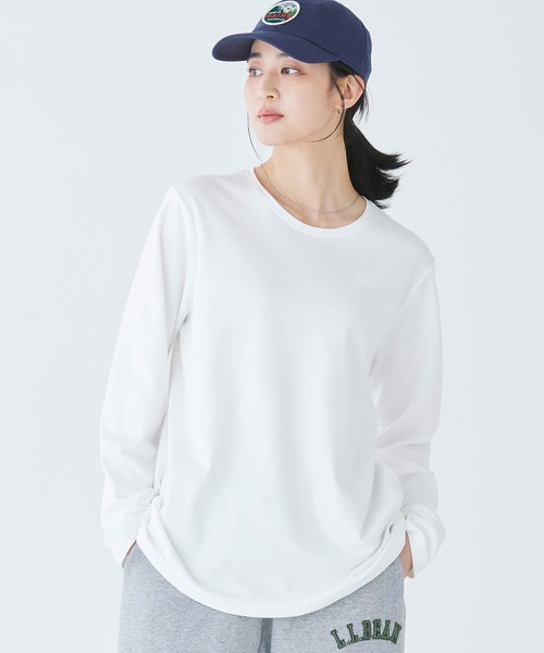 L.L.Bean(エルエルビーン)の「エル・エル・ビーン・ティ、長袖 クルーネック 米国フィット・レギュラー(Tシャツ/カットソー・レディース・ホワイト/ブラック/タン/グリーン/レッド/ブルー/ピンク/ネイビー・SMALL/MEDIUM/LARGE/X-SMALL)」の16枚目の写真