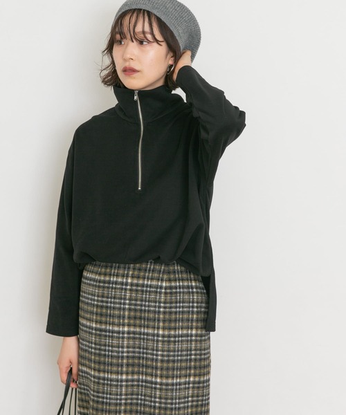 UR Lab.（アーバンリサーチラボ）の「ハーフジッププルオーバー（Tシャツ/カットソー・レディース・ブラック/ブラウン/ブルー/ピンクベージュ・FREE）」の2枚目の写真