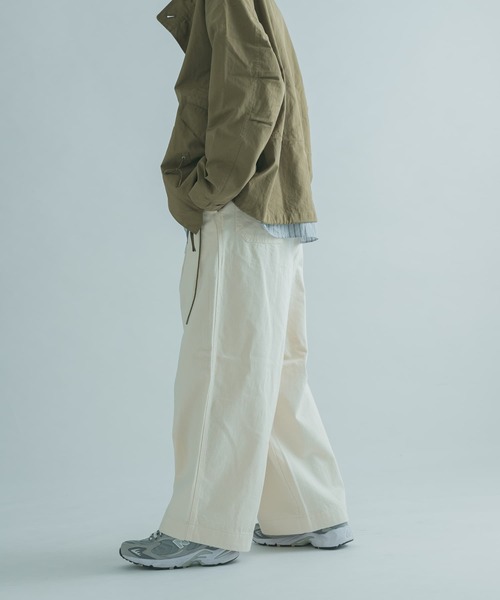 FORK&SPOON（フォークアンドスプーン）の「『セットアップ対応』FORK&SPOON　タックデニムパンツ（デニムパンツ・メンズ・ホワイト系その他/ワンウォッシュ・4/5）」の5枚目の写真