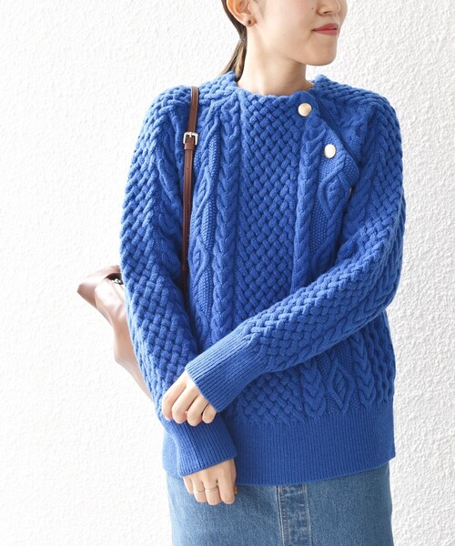 ☆2022.美品☆シップス ショルダーボタンケーブルニット 金ボタン グリーン セール】*ショルダーボタンケーブルニット◇（ニット/セーター