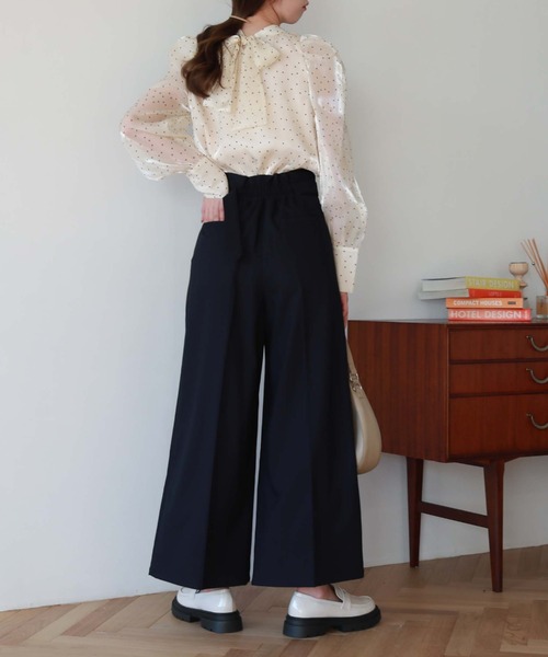 archives(アルシーヴ)の「2WAYフロッキードットブラウス(シャツ/ブラウス・レディース・ブラック/アイボリー/シルバーグレー・MEDIUM)」の10枚目の写真