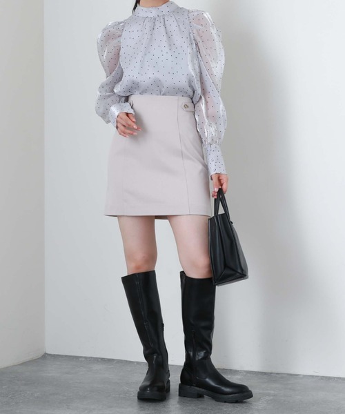 archives(アルシーヴ)の「2WAYフロッキードットブラウス(シャツ/ブラウス・レディース・ブラック/アイボリー/シルバーグレー・MEDIUM)」の11枚目の写真