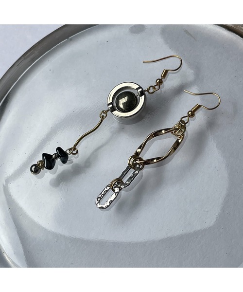 tone(トーン)の「【musk】ゴールド×天然石のロングピアス(MA)(ピアス(両耳用)・レディース・ゴールド・FREE)」の11枚目の写真