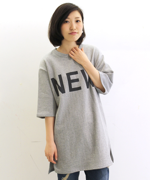 WHO'S WHO gallery(フーズフーギャラリー)の「【THEBIG】NEWYORKビッグTEE(Tシャツ/カットソー・レディース・ホワイト/グレー・FREE)」の1枚目の写真