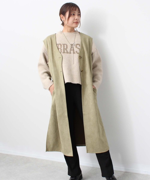 toucher du brise(トゥシェドブリーズ)の「カットスエードVネック脇スリットジレ(ベスト・レディース・ブラック/グレー/オフホワイト/グリーン・M)」の1枚目の写真