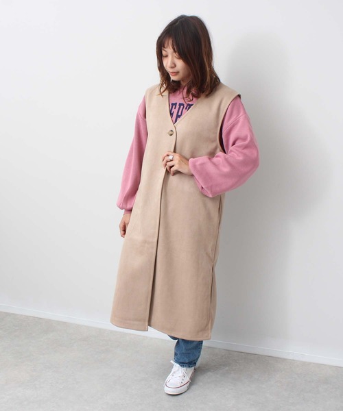 toucher du brise(トゥシェドブリーズ)の「カットスエードVネック脇スリットジレ(ベスト・レディース・ブラック/グレー/オフホワイト/グリーン・M)」の19枚目の写真