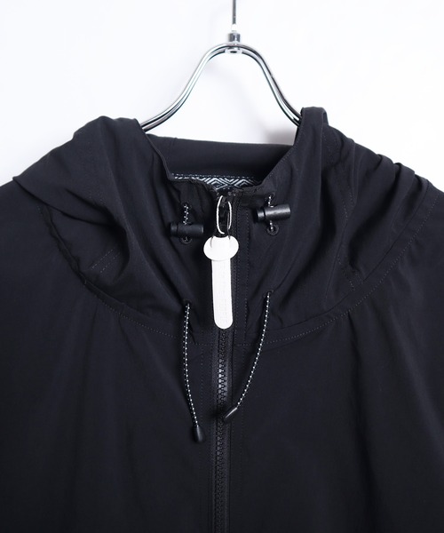 POWER TO THE PEOPLE（パワートゥーザピープル）の「POWER TO THE PEOPLE ムービング 切替スタンドジャケット（ナイロンジャケット・メンズ・マルチ/カーキ/ブラック・L/M）」の22枚目の写真