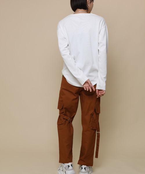 GENXDER(ノンジェンダー)の「【genxder】ユニセックス オリジナル蝶々刺繍ポケットロングTシャツ(Tシャツ/カットソー・メンズ・グレー/ホワイト/ブラウン/ブラック/グリーン・LARGE/X-LARGE/MEDIUM)」の14枚目の写真