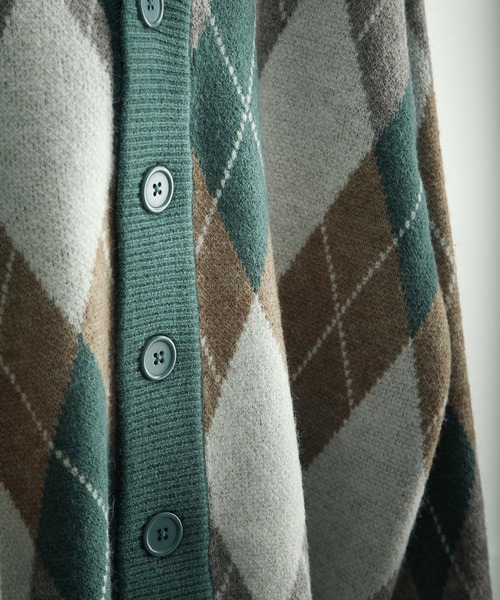 NILWAY(ニルウェイ)の「オーバーサイズダブルジャガードアーガイル柄カーディガン(カーディガン/ボレロ・メンズ・ブルー/グレイッシュベージュ/グリーン・MEDIUM/LARGE)」の9枚目の写真