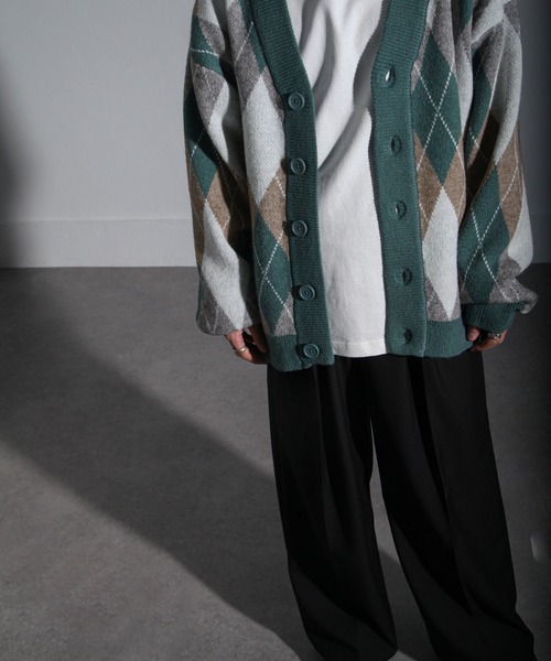 NILWAY(ニルウェイ)の「オーバーサイズダブルジャガードアーガイル柄カーディガン(カーディガン/ボレロ・メンズ・ブルー/グレイッシュベージュ/グリーン・MEDIUM/LARGE)」の14枚目の写真