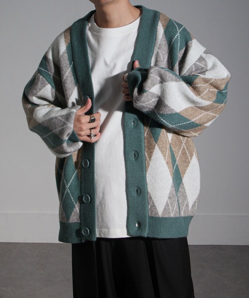 NILWAY(ニルウェイ)の「オーバーサイズダブルジャガードアーガイル柄カーディガン(カーディガン/ボレロ・メンズ・ブルー/グレイッシュベージュ/グリーン・MEDIUM/LARGE)」の18枚目の写真