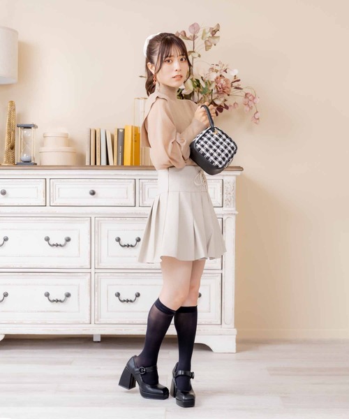 Rmine（アールマイン）の「シアースリーブハイネックニットトップス（ニット/セーター・レディース・ブラック/ホワイト/ベージュ・FREE）」の19枚目の写真