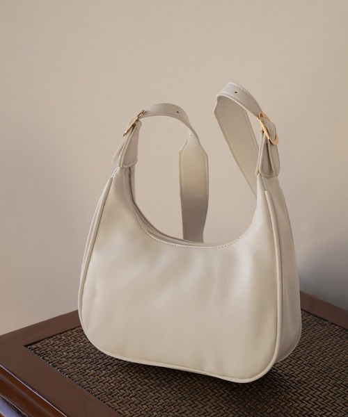 IAMUSE（アイアミューズ）の「フェイクレザーサイドベルトショルダーバッグ S0838【IAMUSE】（ショルダーバッグ・レディース・ホワイト/ブラック・FREE）」の21枚目の写真