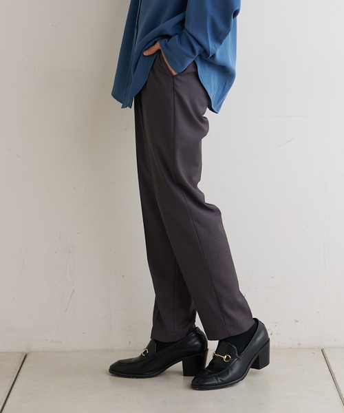 Lui's（ルイス）の「イージーテーパードスラックス（スラックス・メンズ・チャコール/ワイン/ブラック・マルチサイズ）」の22枚目の写真