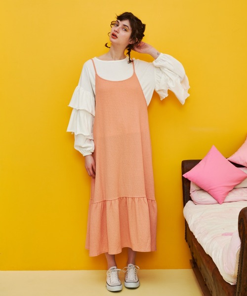 MERLOT（メルロー）の「【バックリボンで長さ調節】ぽこぽこキャミワンピース（ワンピース・レディース・オレンジ/ライトグリーン/ブラック・FREE）」の13枚目の写真