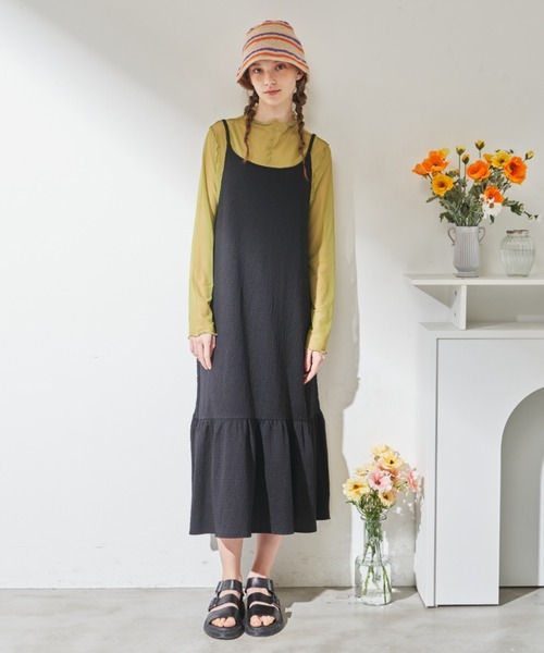 MERLOT（メルロー）の「【バックリボンで長さ調節】ぽこぽこキャミワンピース（ワンピース・レディース・オレンジ/ライトグリーン/ブラック・FREE）」の14枚目の写真