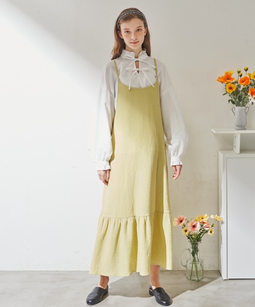 MERLOT（メルロー）の「【バックリボンで長さ調節】ぽこぽこキャミワンピース（ワンピース・レディース・オレンジ/ライトグリーン/ブラック・FREE）」の5枚目の写真