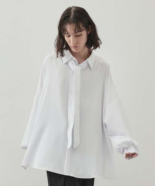 JUNRED（ジュンレッド）の「【 UNISEX 】ボウタイオーバーシャツ（シャツ/ブラウス・メンズ・ホワイト/ブルー系その他4/ホワイト系その他/グリーン・M/L/S）」の3枚目の写真