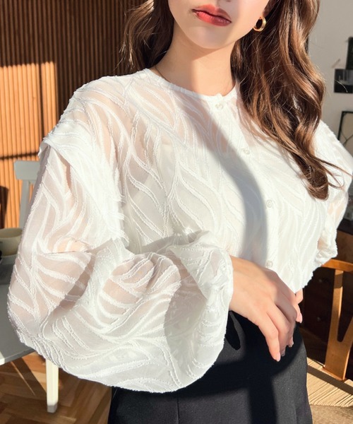 moment+（モーメントプラス）の「リーフ柄シフォンジャガード2WAY