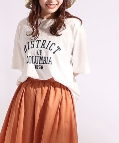 SHOO・LA・RUE（シューラルー）の「◆【プチプラ/コットン100％】選べるプリント バリエーション 大人きれい 半袖Tシャツ（Tシャツ/カットソー・レディース・ホワイト系7/ホワイト系9/ブラック系/ダークグリーン系4/チャコール/ブラック系3/ピンク系/ブラウン系その他5/ネイビー系6/ゴールド系その他5/ホワイト系3/オフホワイト・04/03/02）」の3枚目の写真