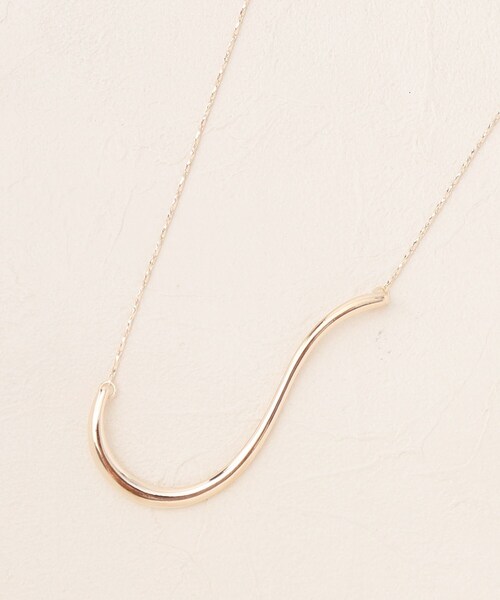 SHOO・LA・RUE（シューラルー）の「◆カーブワントップネックレス（ネックレス・レディース・ピンクゴールド/シルバー/ゴールド・00）」の5枚目の写真